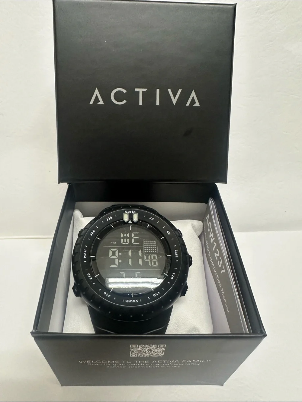 Activa Odyssey X Invicta Men’s Digital Watch - Picture 4 of 4